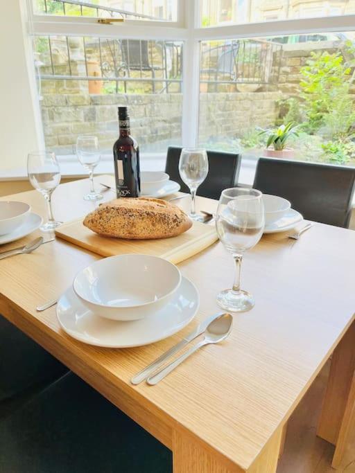 Ilkley Place Экстерьер фото