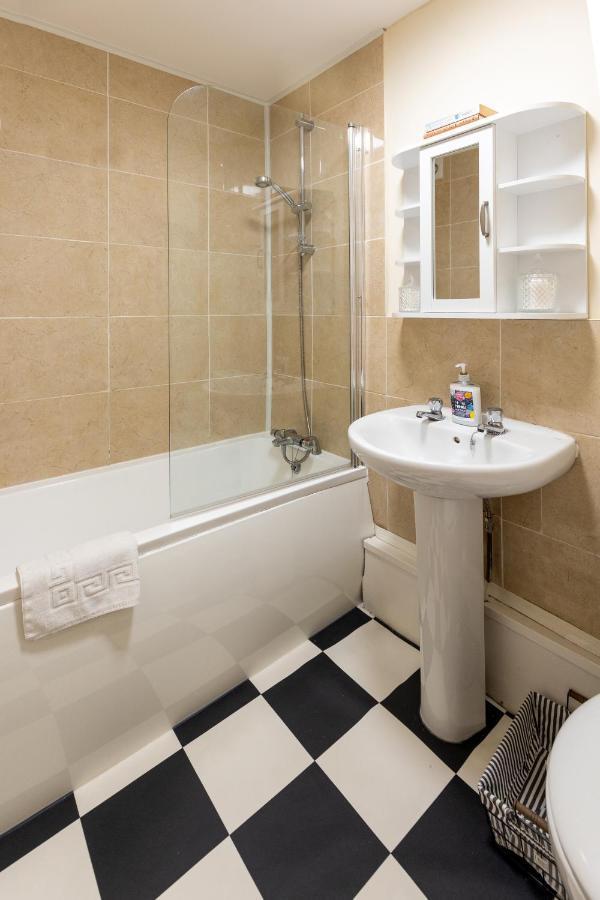 Ilkley Place Экстерьер фото